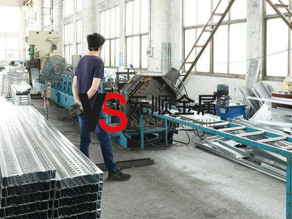 吊頂鋼跳板的安裝需要掌握這些要點(圖1) 吊頂鋼跳板的安裝需要掌握這些要點(圖1)